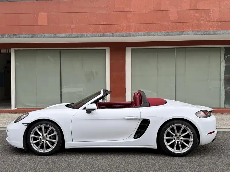 Porsche 718 2016 Boxster 2.0T фото 3