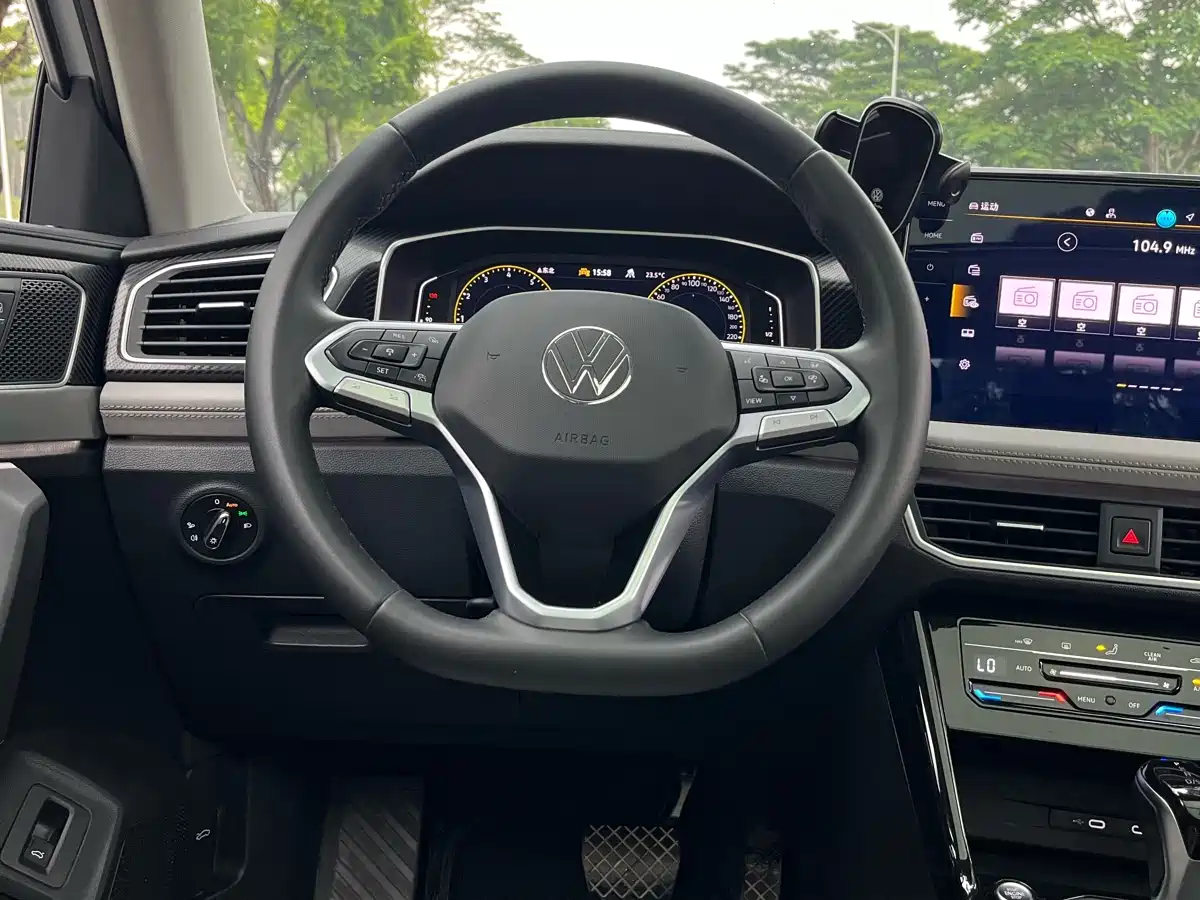 Volkswagen Tayron 2024 300TSI 2WD Luxury Plus Advanced фото 18