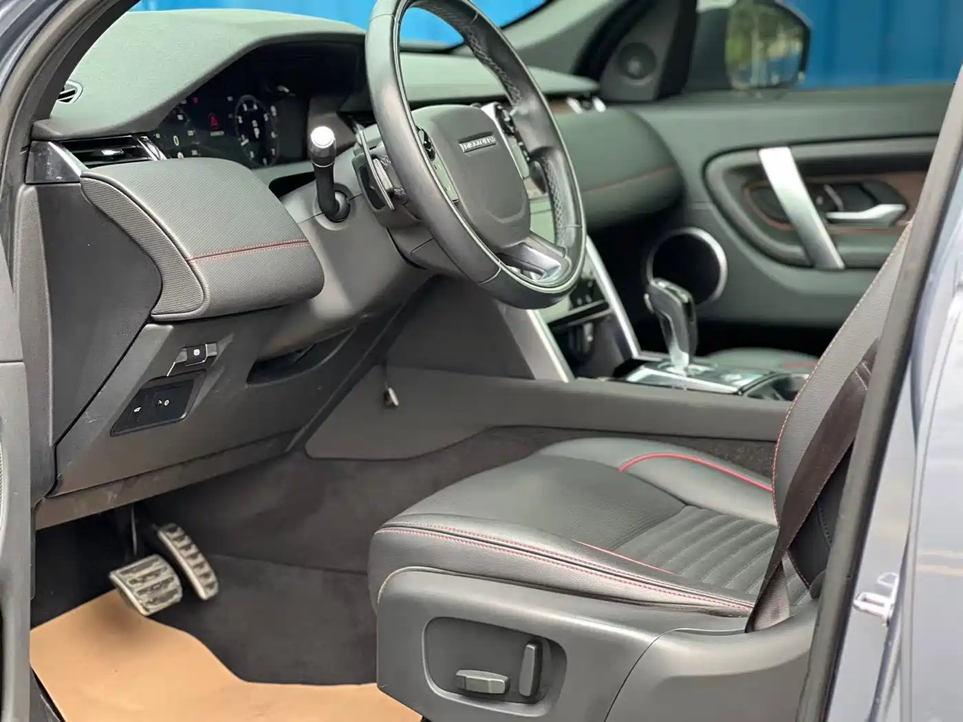 Land Rover Discovery Sport 2020 249PS R-Dynamic Performance фото 11