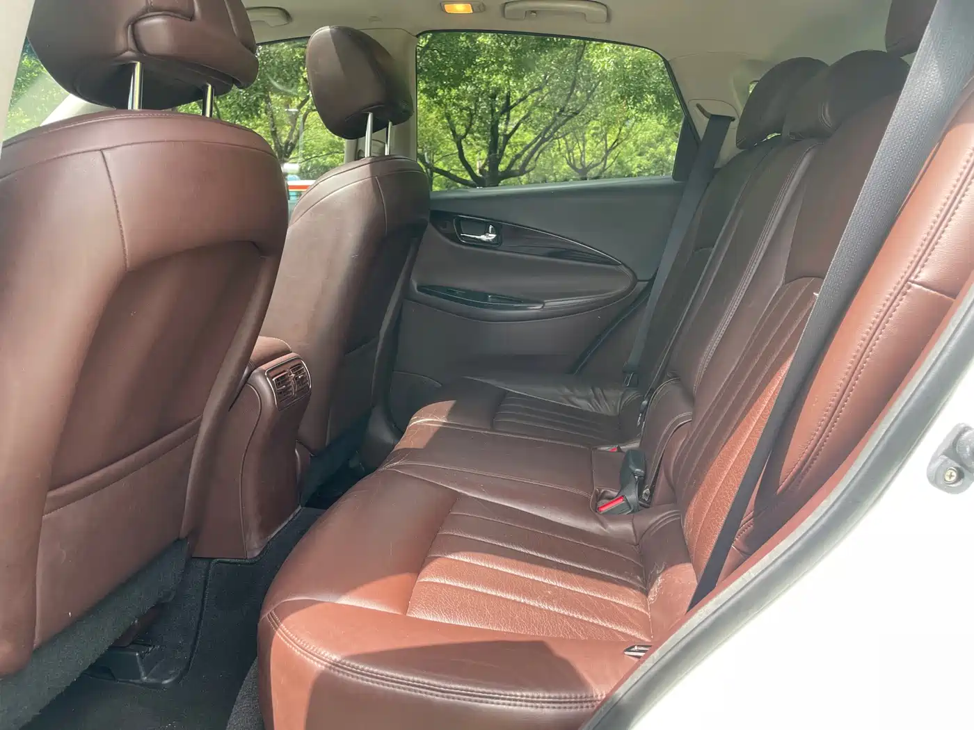 Infiniti QX50 (Import) 2014 2013 2.5L 2WD Elegance