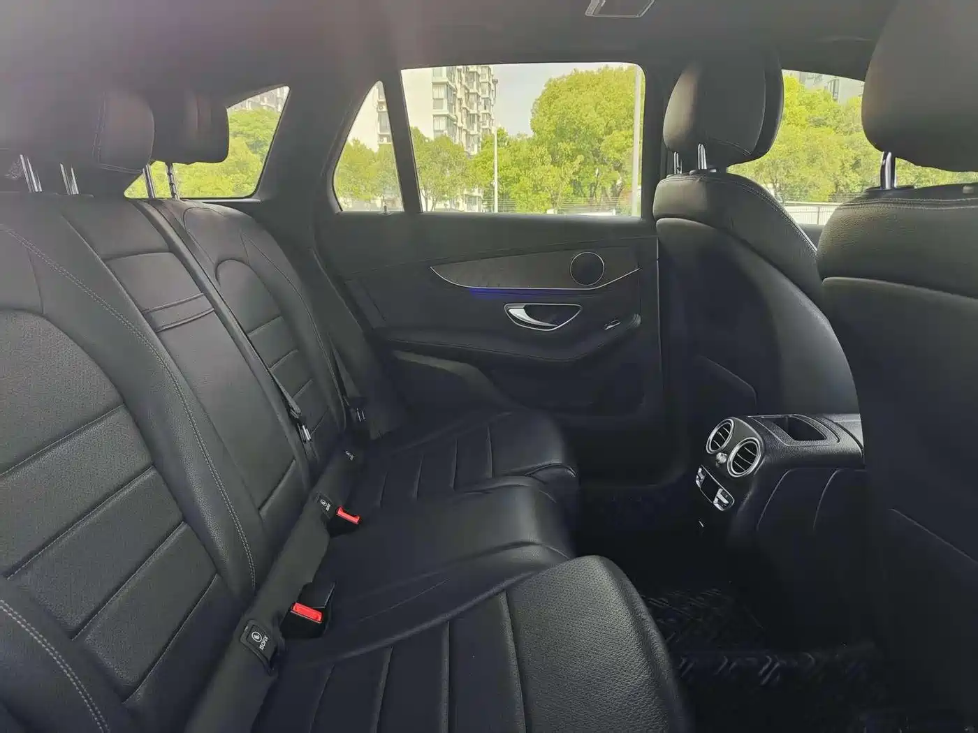 Mercedes-Benz GLC 2020 Facelift GLC 300 L 4MATIC Dynamic фото 5