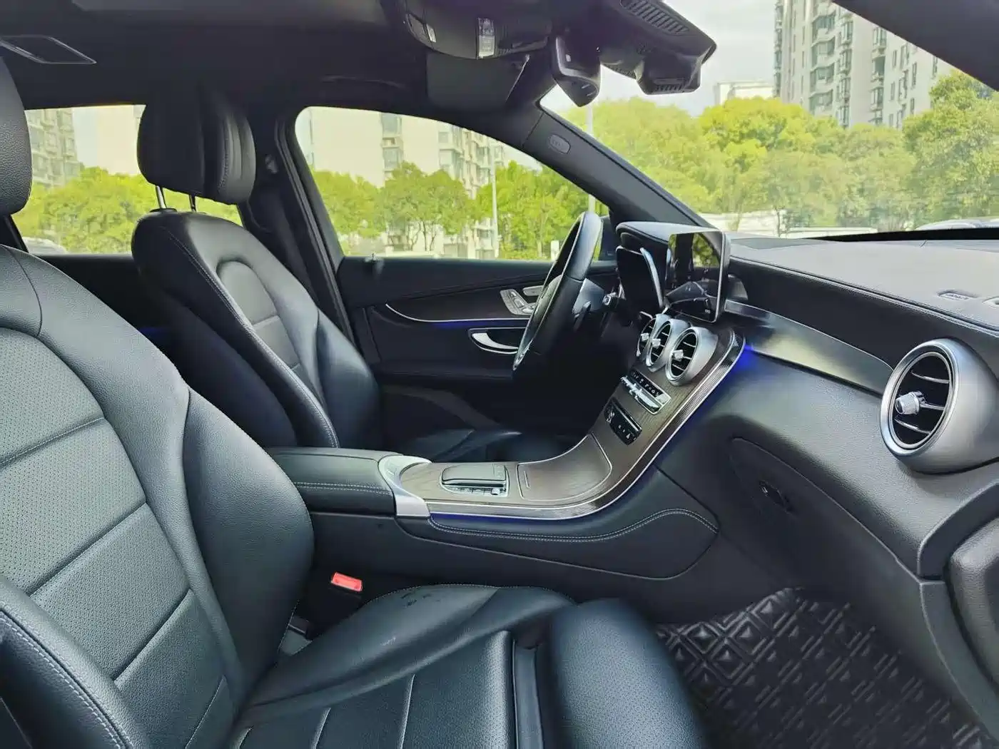 Mercedes-Benz GLC 2020 Facelift GLC 300 L 4MATIC Dynamic фото 20