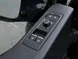 صورة 15 - Volkswagen Multivan