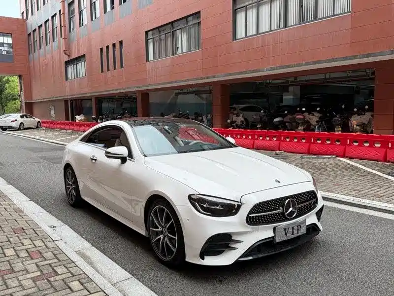 Mercedes-Benz E-Class (Import) 2020 E 260 Coupe фото 3