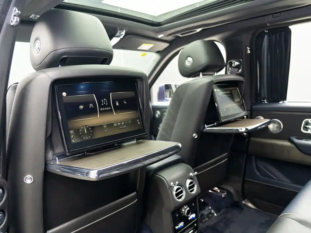 Rolls-Royce Cullinan 2019 2018 5-Seater Version
