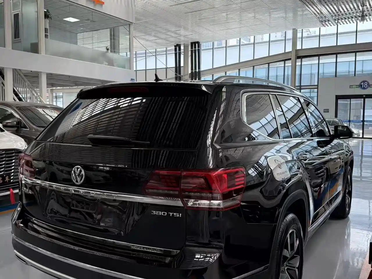 Volkswagen Teramont 2020 380TSI 4WD Luxury China V фото 6