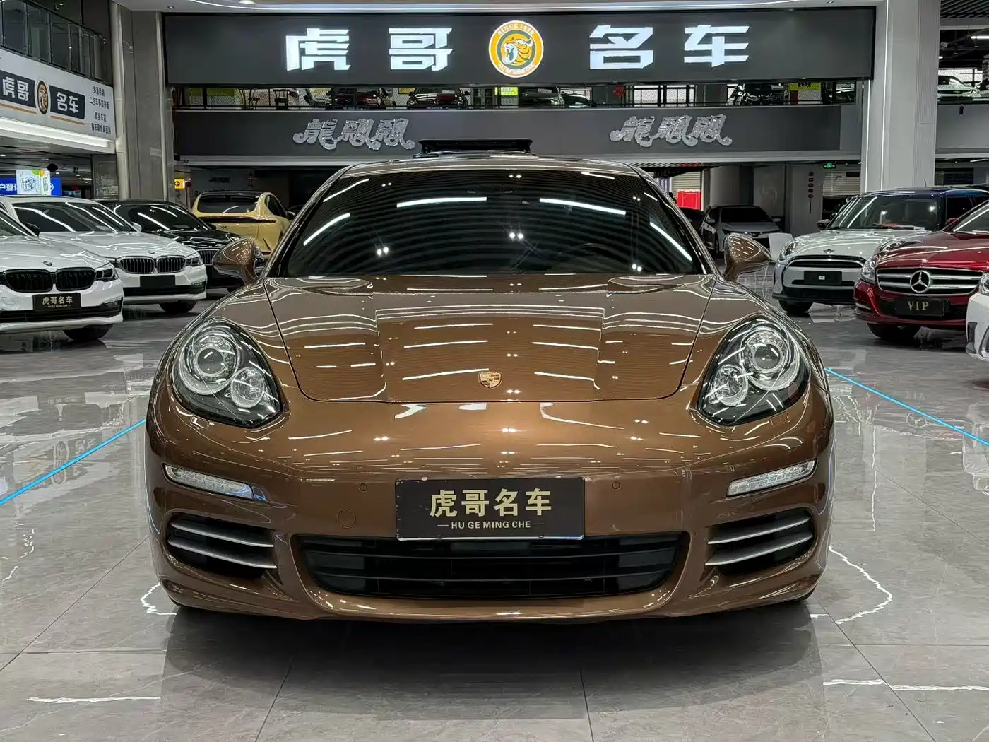 Porsche Panamera 2014 Panamera 4 Executive 3.0T фото 2