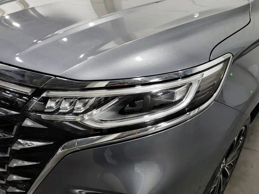Roewe iMAX8 2025 2023 400TGI Comfort Edition