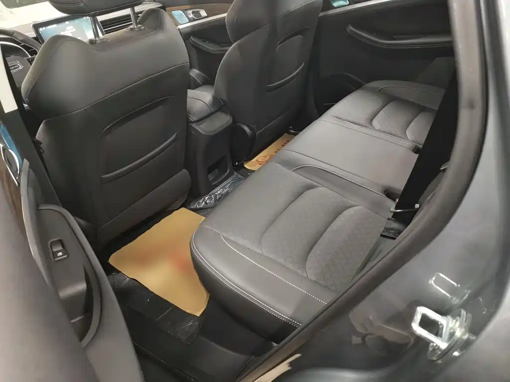 Фото 17 - Skyworth Auto Skyworth HT-i