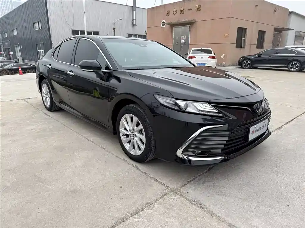 Toyota Camry 2021 2.0G Luxury Edition фото 3