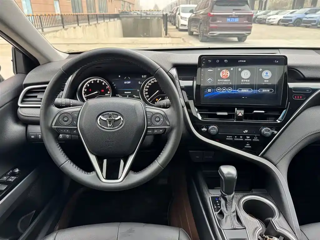 Toyota Camry 2021 2.0G Luxury Edition фото 10