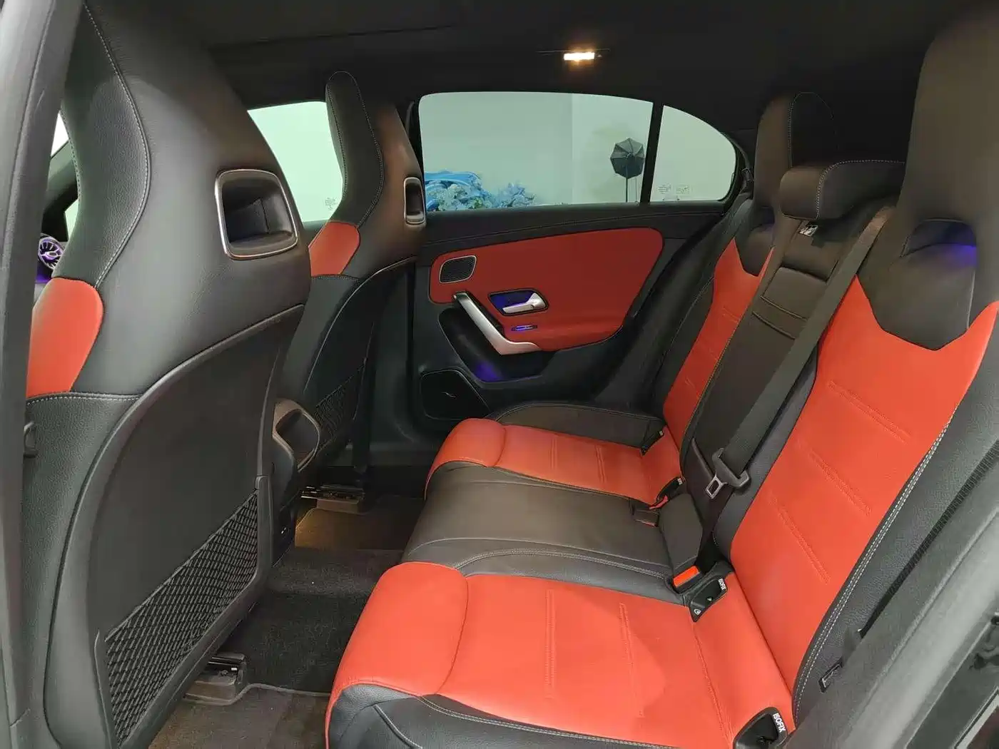 Mercedes-Benz A-Class AMG (Import) 2020 AMG A 35 4MATIC фото 16