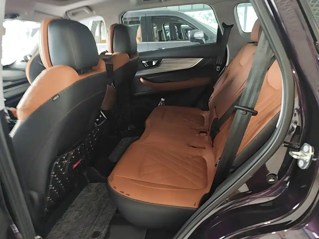 Chery Tiggo 8 PLUS 2020 2021 Model 290TGDI DCT Luxury Edition