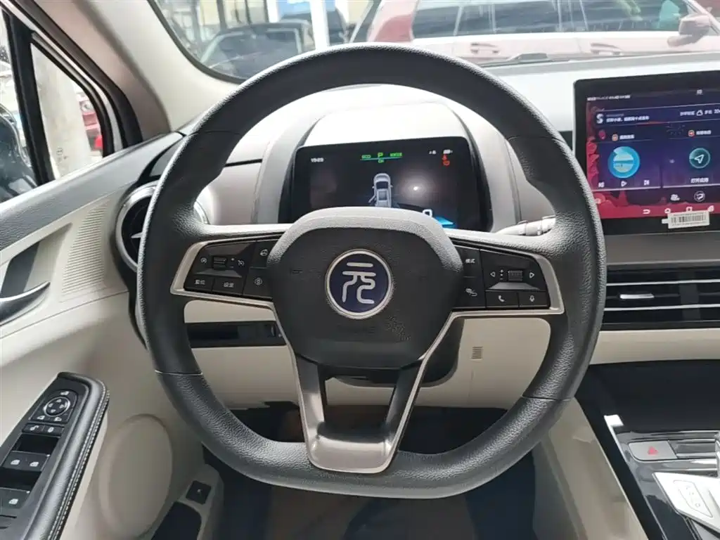 BYD Yuan Pro 2021 401KM Premium Model фото 11