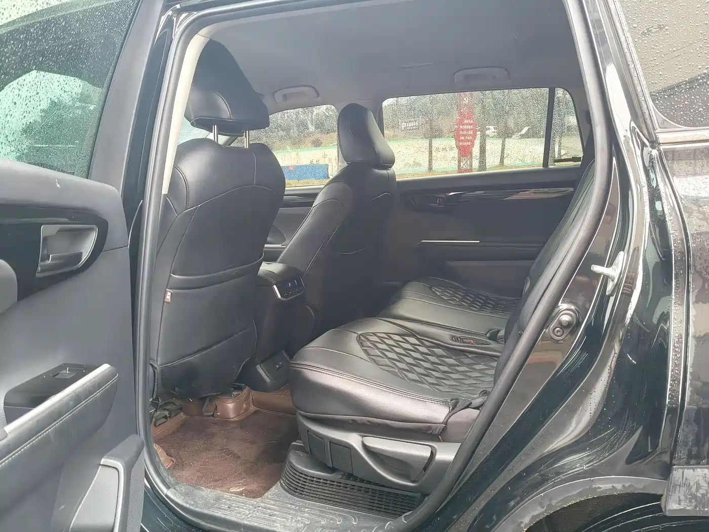 Toyota Highlander 2023 2.5L Smart Hybrid Dual Engine FWD Elite 5-Seater фото 4