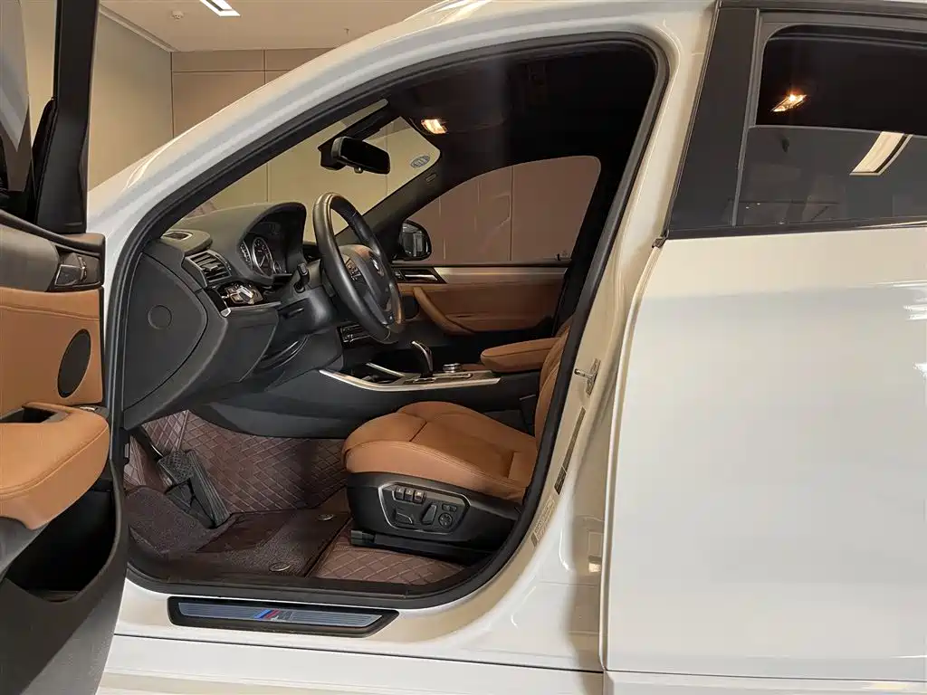 BMW X4 2014 xDrive28i Leading Edition фото 25