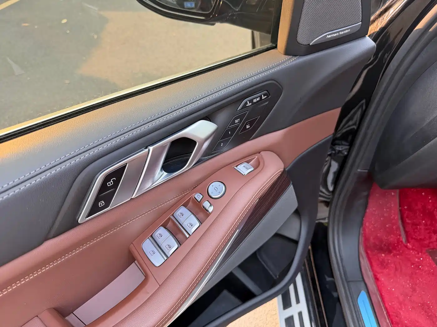 BMW X7 2023 xDrive40i Leading Luxury Package фото 16