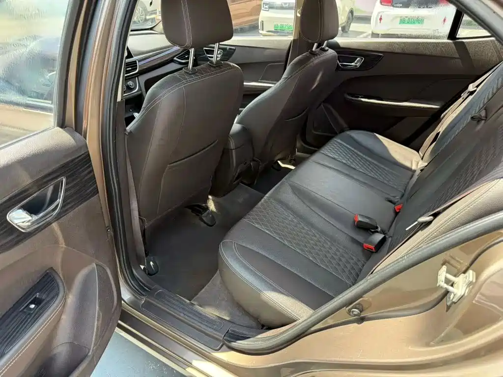 Baojun 630 2017 2016 1.5L Auto Comfort