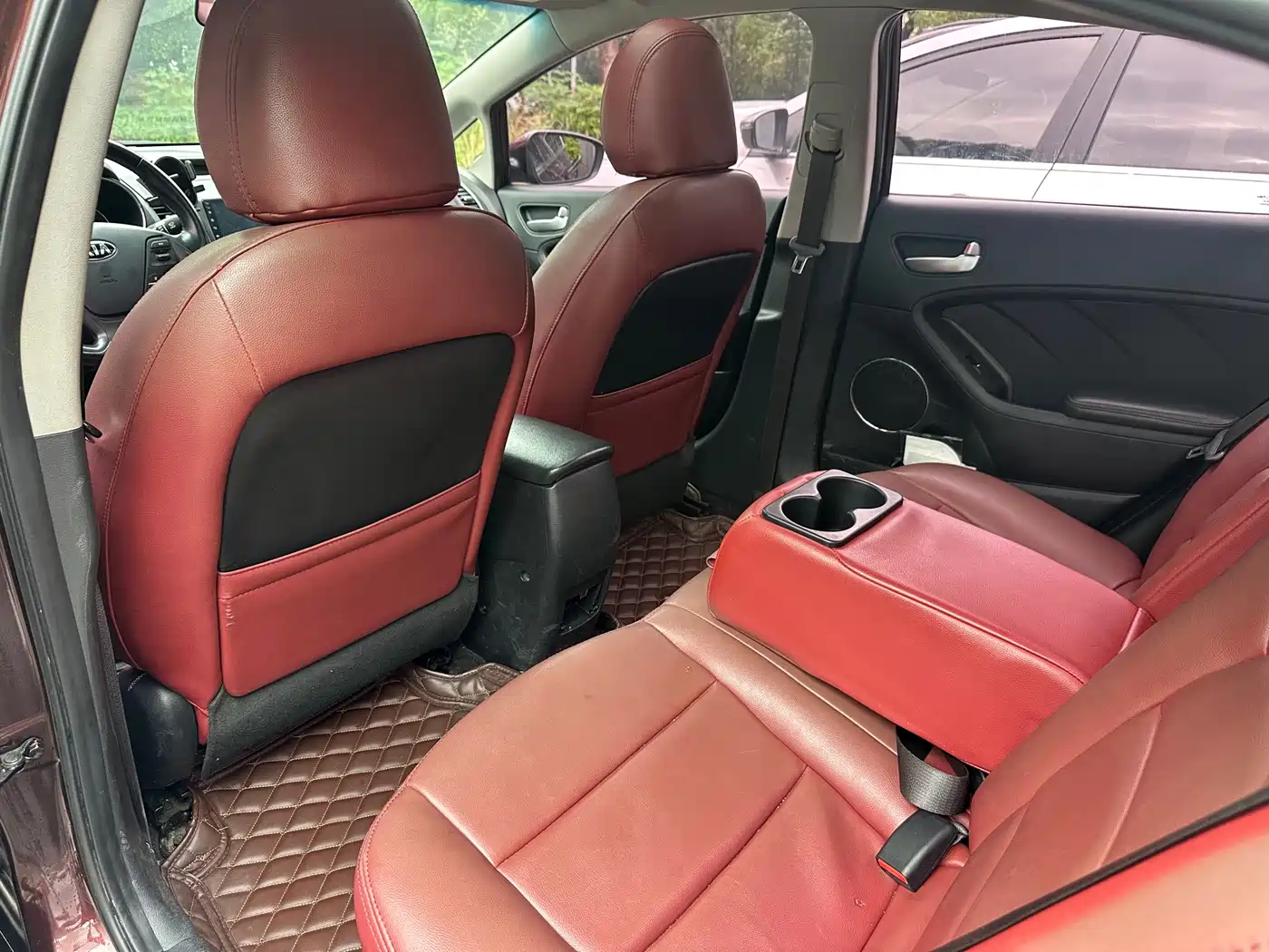 Kia K3 2015 1.6L Automatic GLS фото 10