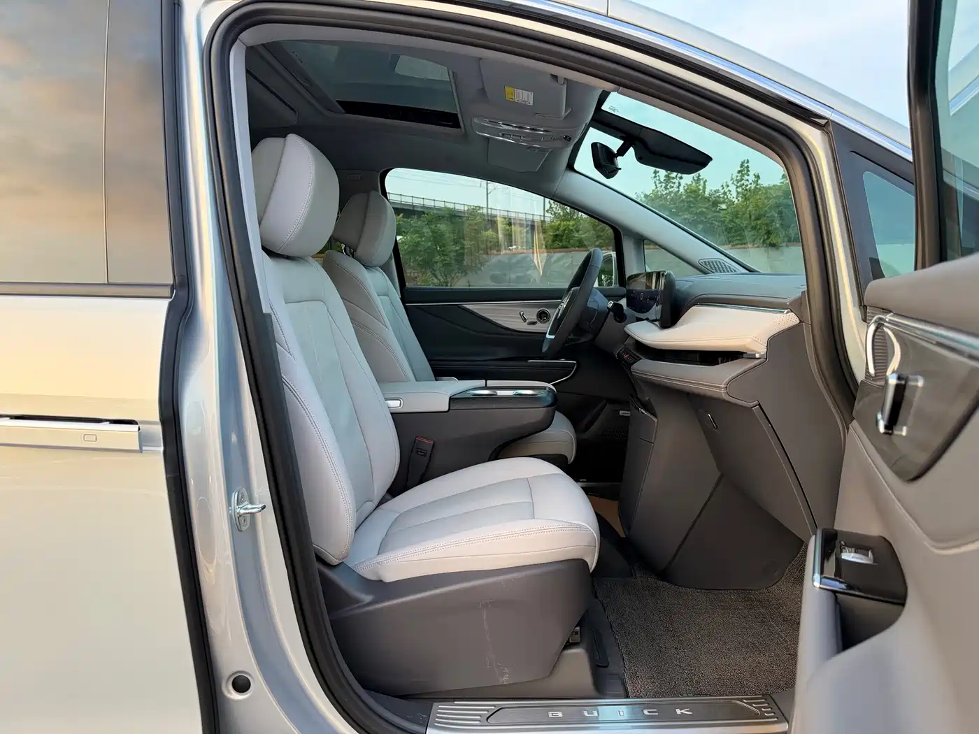 Buick GL8 2025 2025 Land Honor Premium Edition