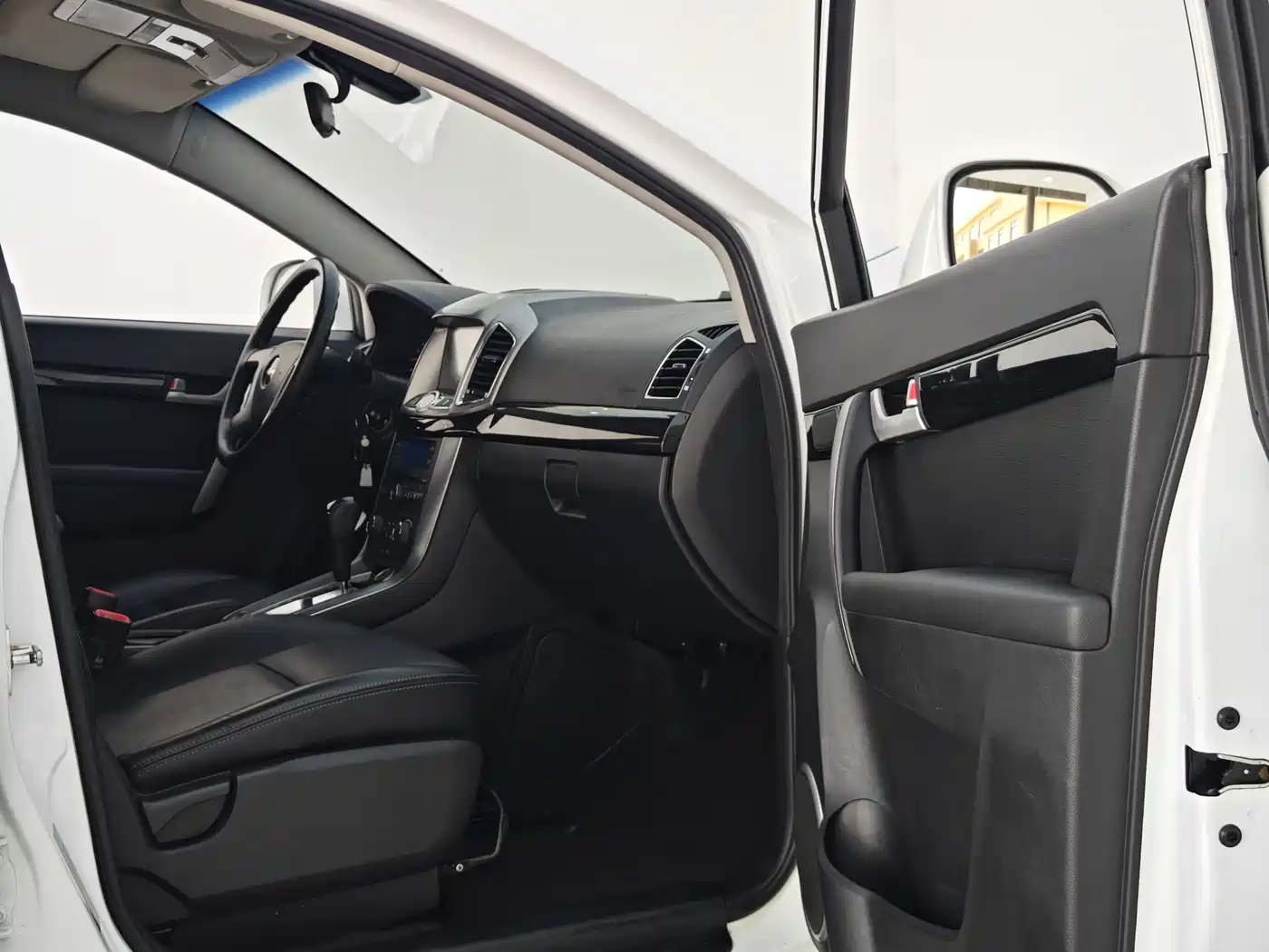 Chevrolet Captiva 2012 2.4L 4WD Flagship Edition 7-Seater фото 19