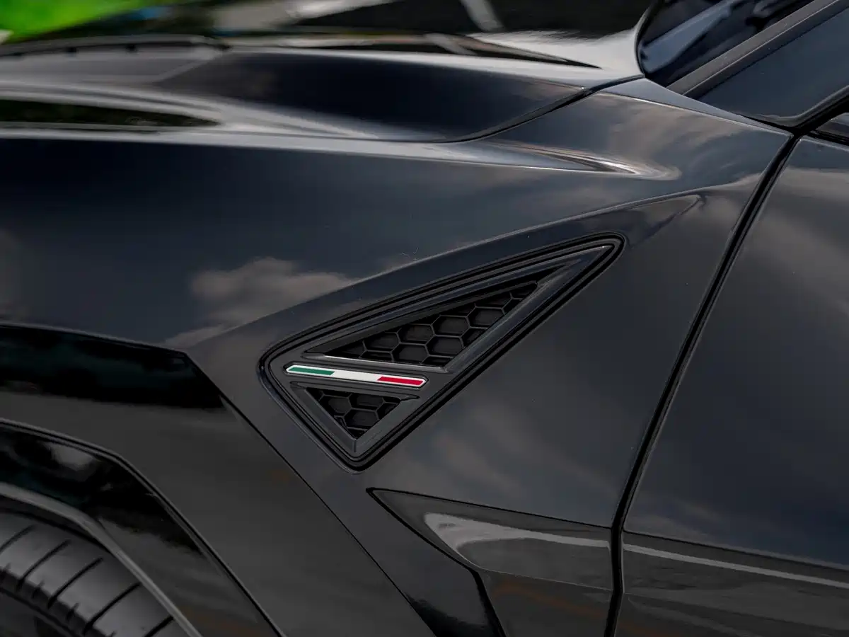 Lamborghini Urus 2024 2023 4.0T V8 S