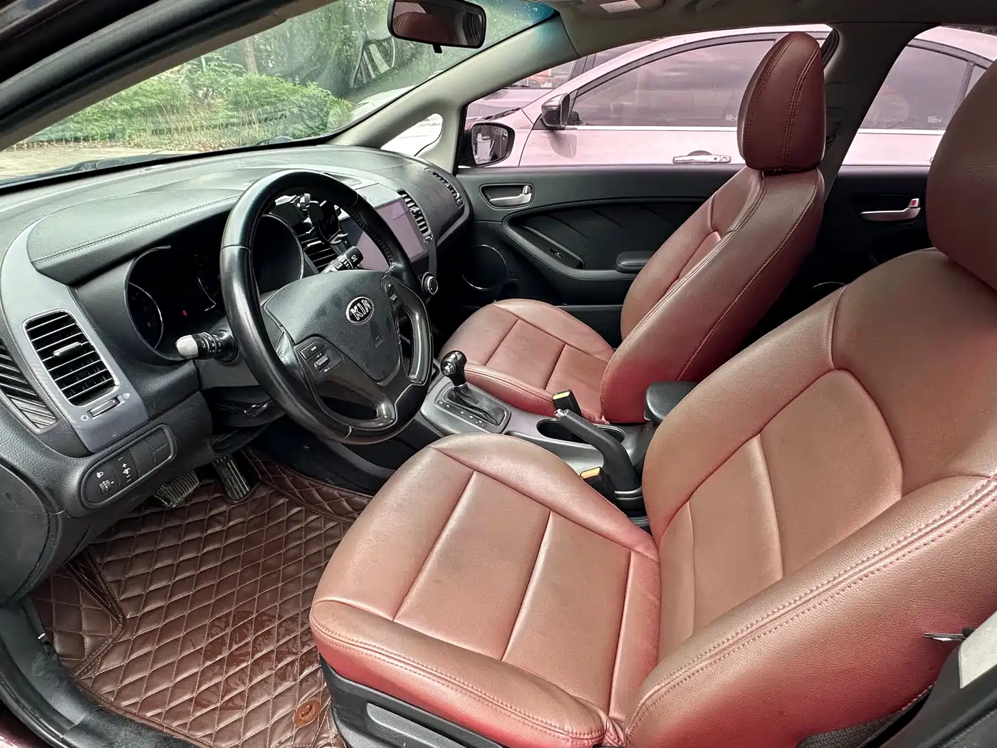 Kia K3 2015 1.6L Automatic GLS фото 11