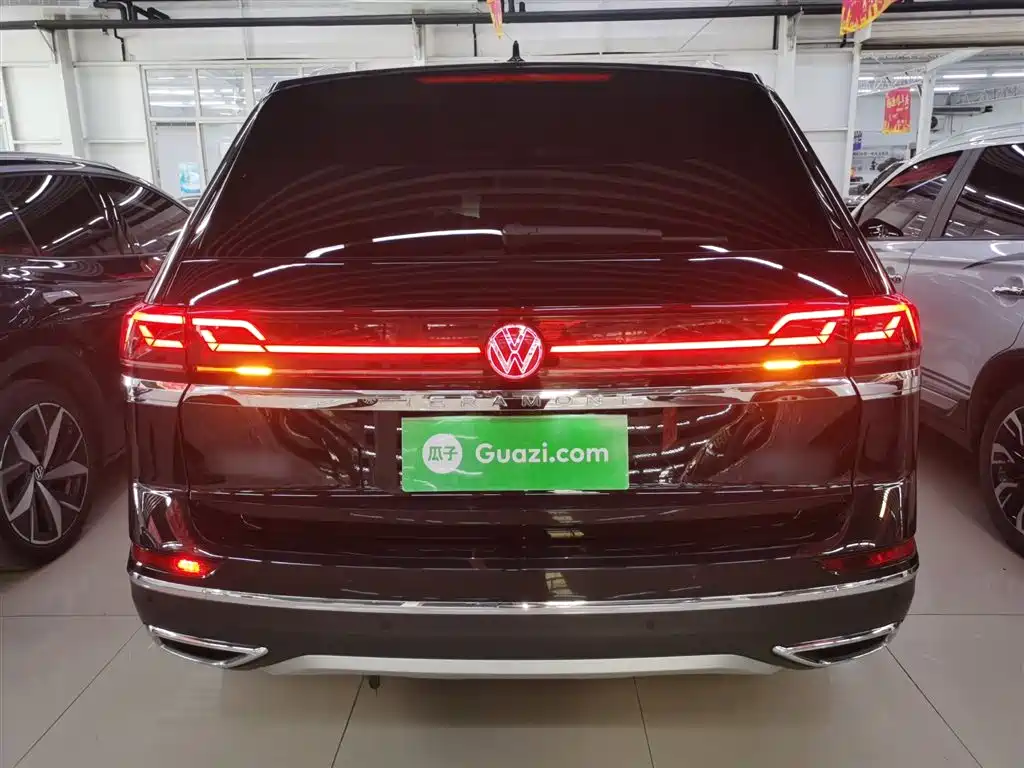 Volkswagen Teramont 2023 380TSI AWD Premium Luxury Edition фото 6