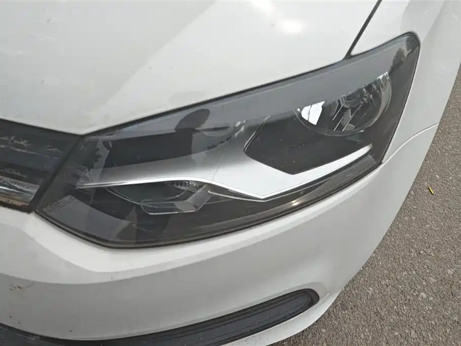 Volkswagen Polo 2018 1.5L Auto Safe Drive фото 5