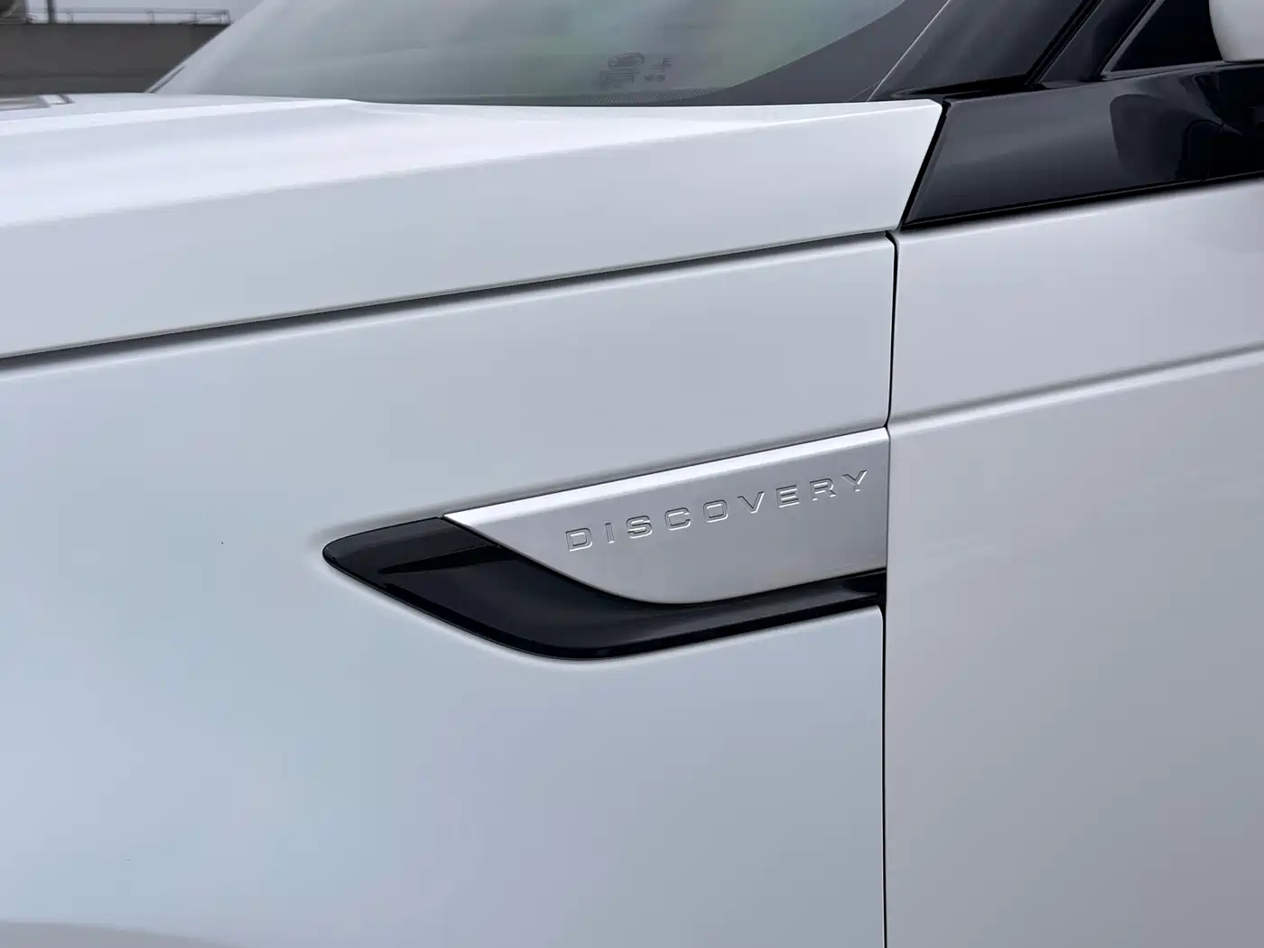 Land Rover Discovery 2017 3.0 SC V6 HSE фото 9