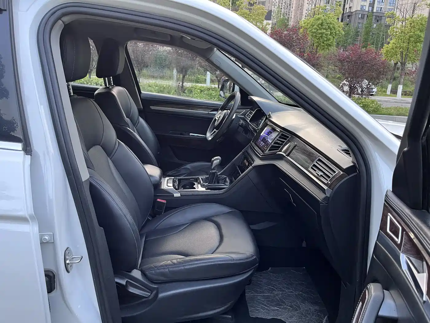 Фото 9 - Zotye X7