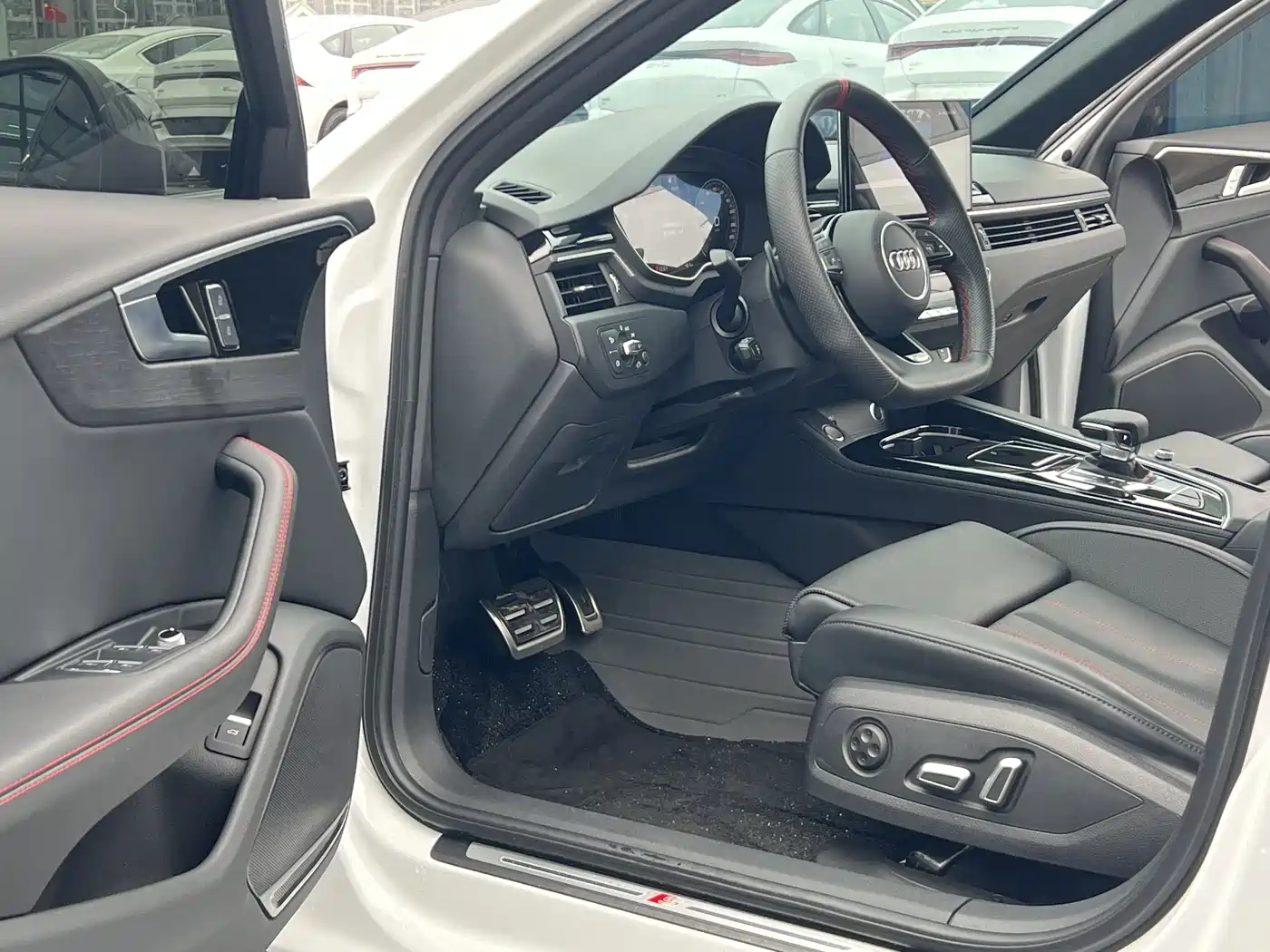 Audi A4L 2024 40 TFSI Luxury Dynamic фото 9