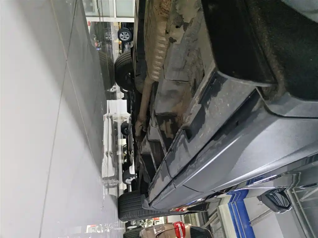 Chevrolet Equinox 2021 535T Yujie Edition фото 21