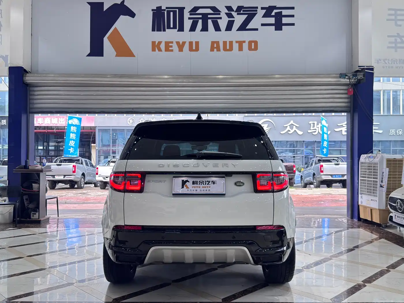 Land Rover Discovery Sport 2024 Luxury Custom Edition фото 15