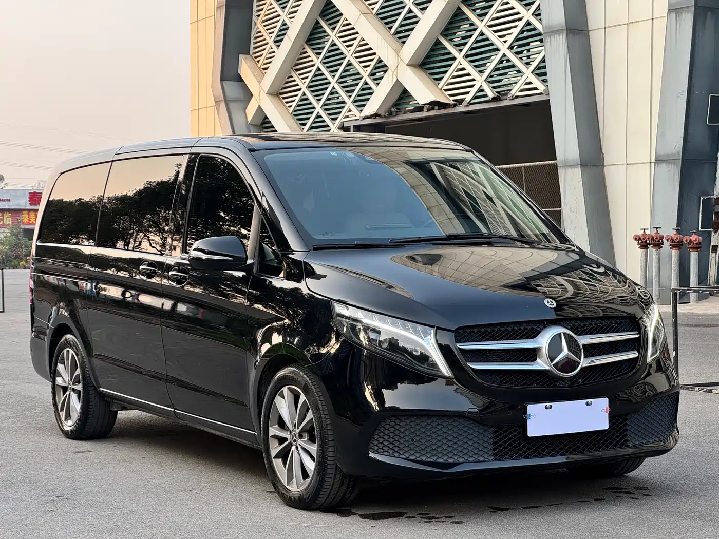 Mercedes-Benz V-Class 2022 V 260 Pilot Edition фото 3