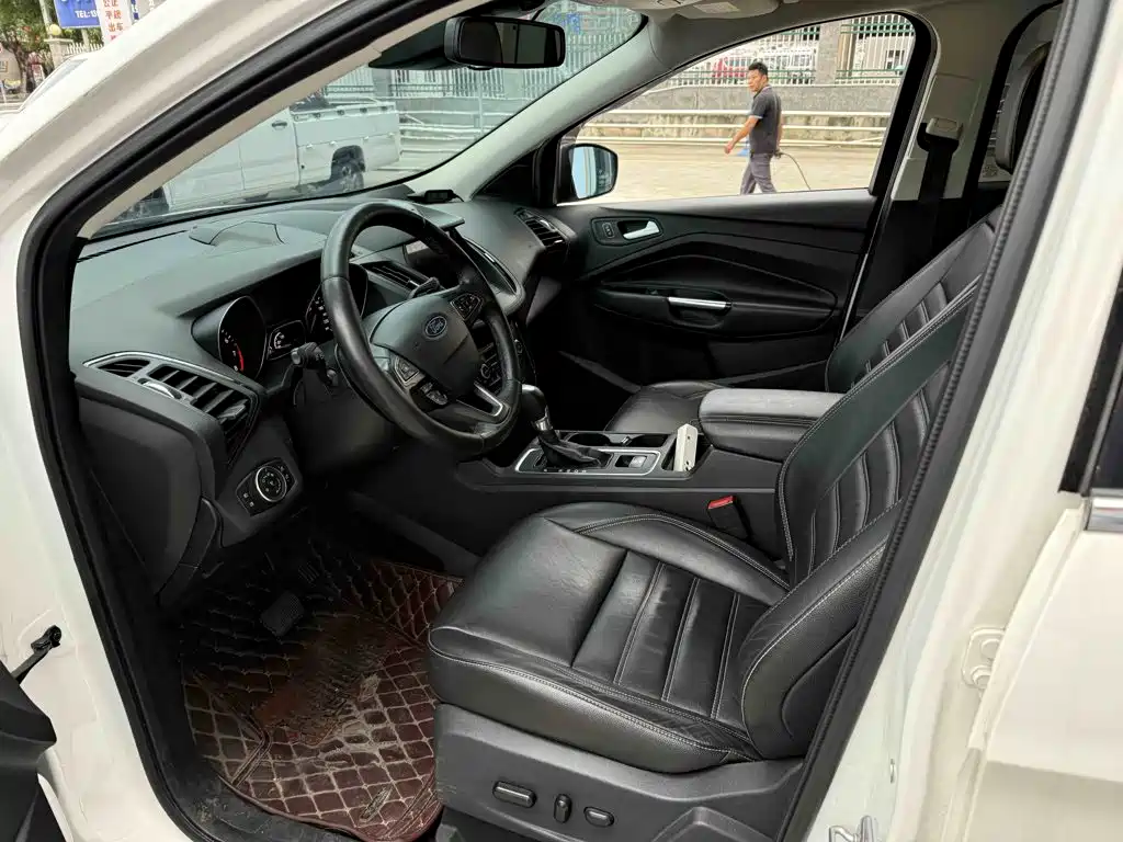 Ford Kuga 2017 2017 EcoBoost 180 2WD Luxury Wing
