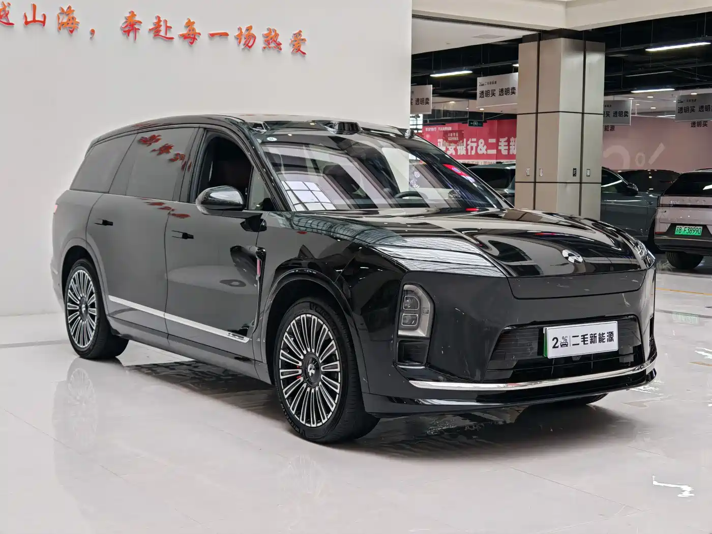 NIO ES8 2025 Model 6-Seat Executive Luxury Edition фото 3