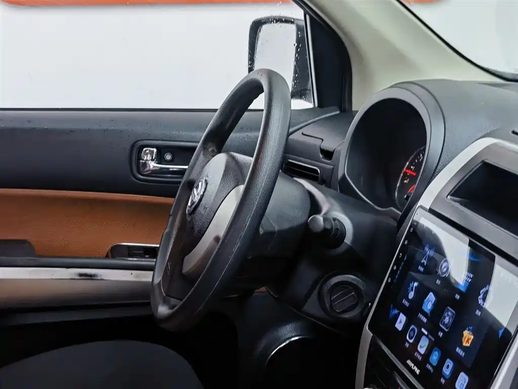 Dongfeng Fengdu MX6 2016 2.0L Manual 2WD Pilot Edition фото 22