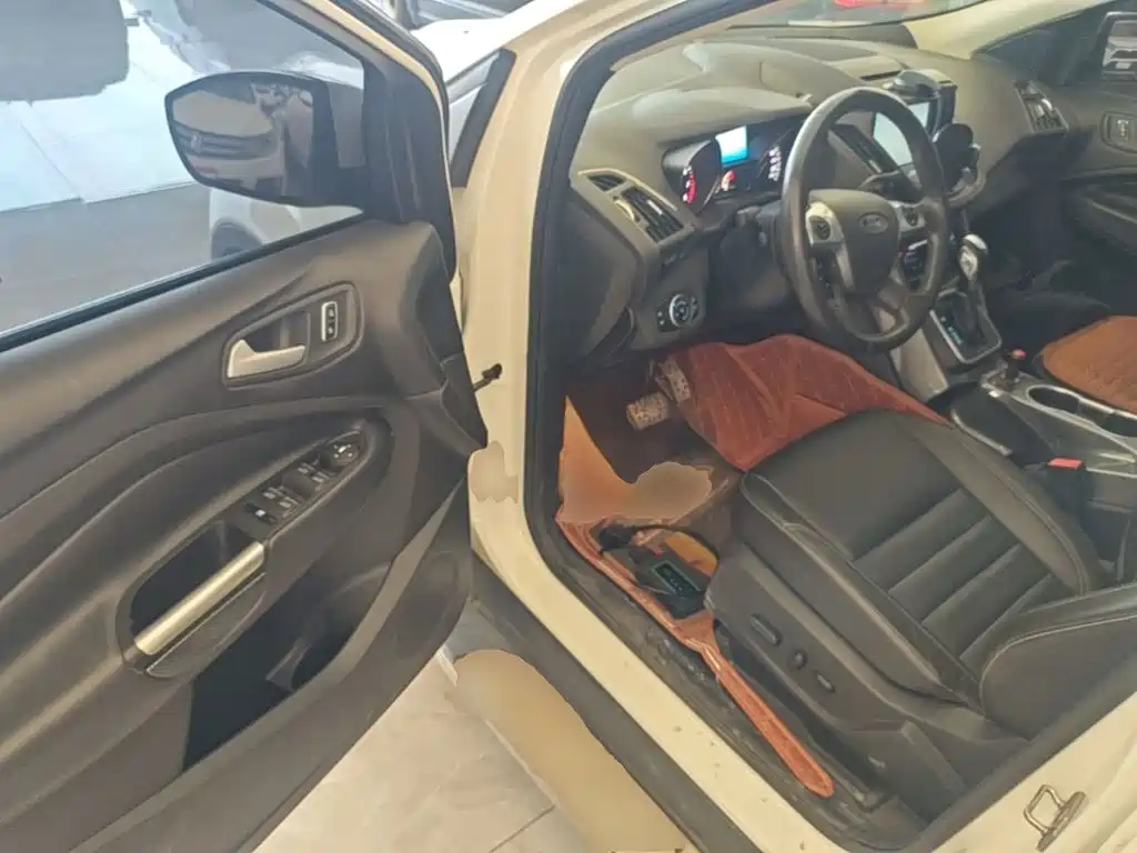 Ford Kuga 2015 2015 2.0L GTDi 4WD Elite