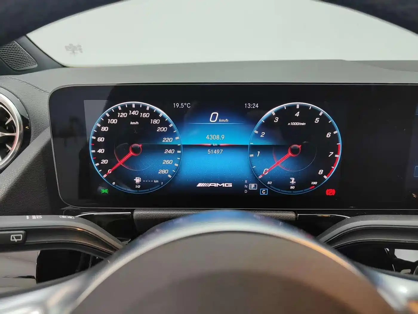 Mercedes-Benz GLA AMG 2021 AMG GLA 35 4MATIC фото 7