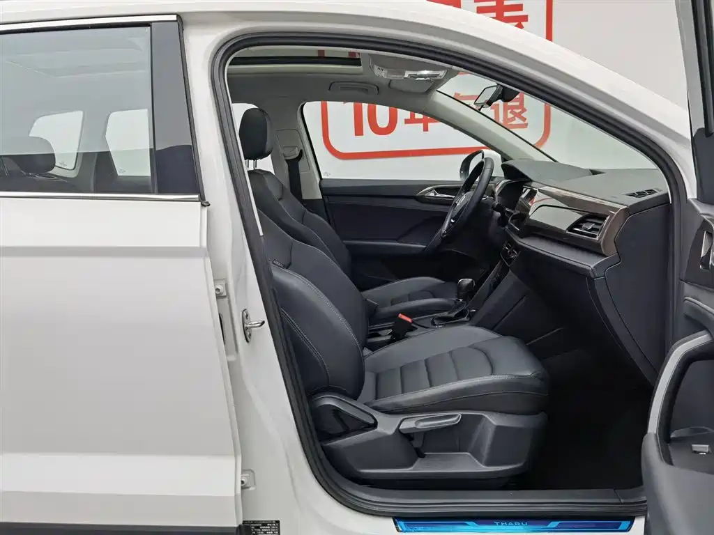 Volkswagen Tharu 2022 280TSI FWD Luxury Edition фото 23