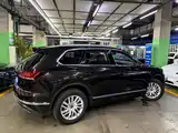 Фото 4 - Volkswagen Touareg