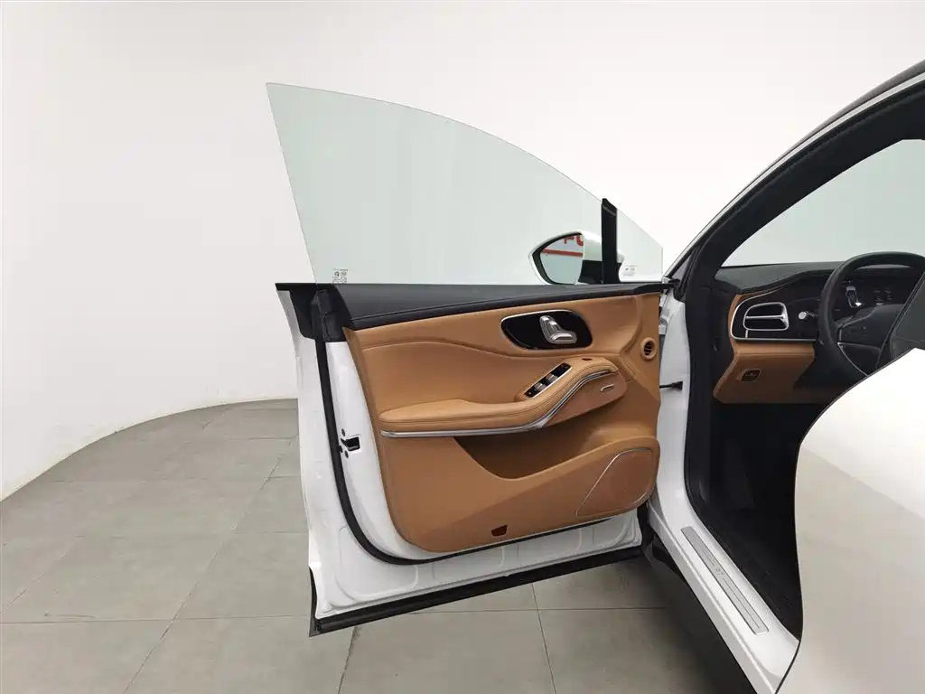 RISING AUTO FEIFAN R7