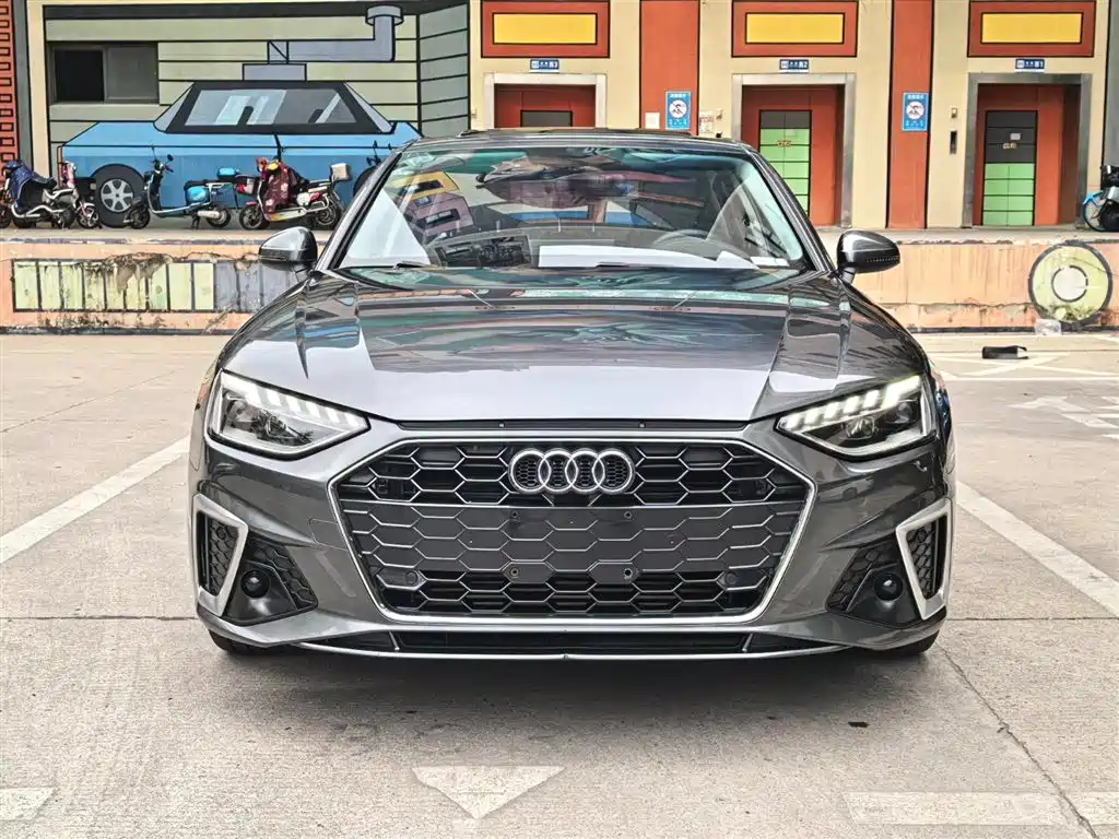 Audi A4L 2020 40 TFSI Fashion Elegance фото 2