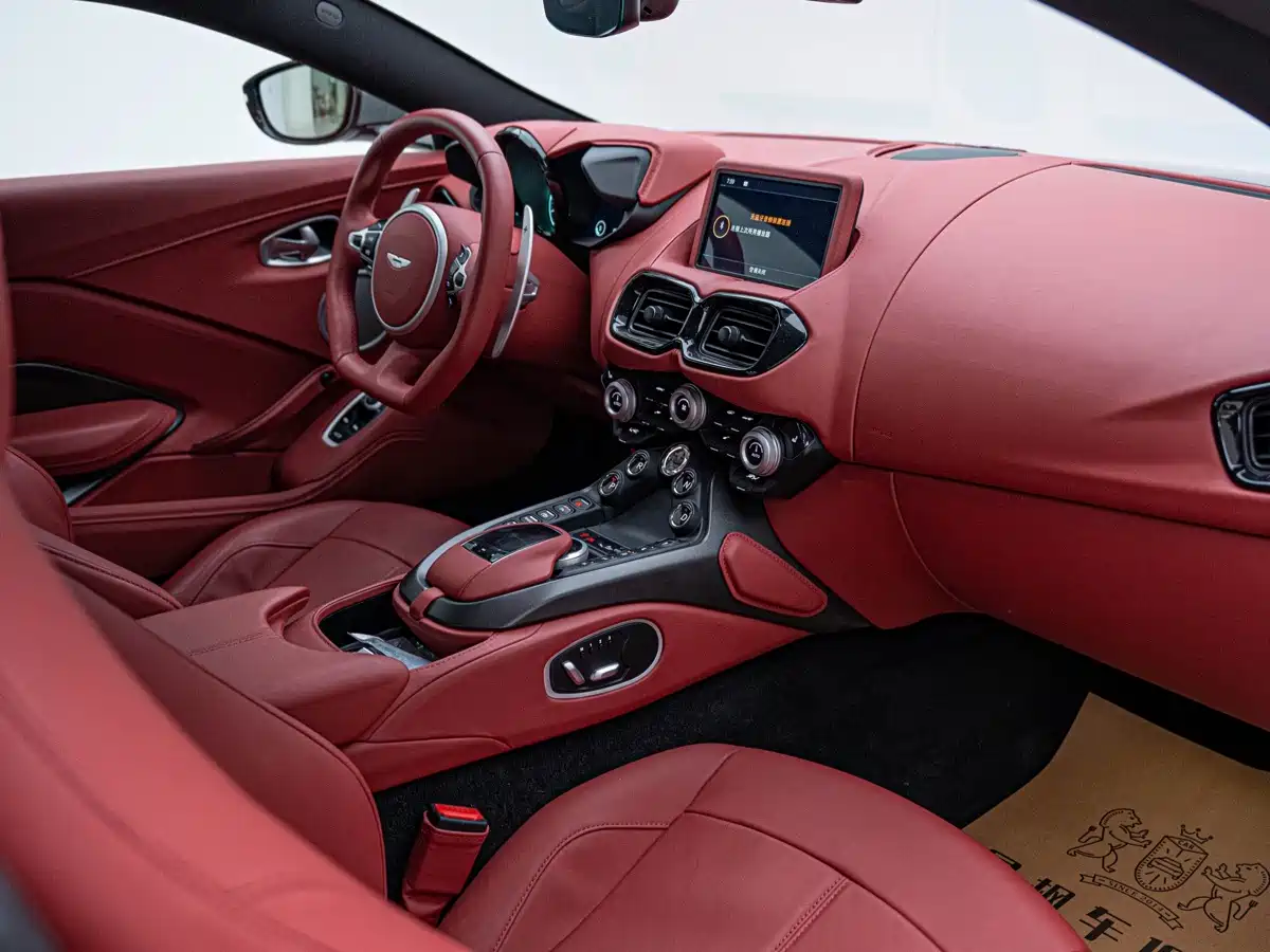 Aston Martin Vantage 2022 2022 4.0T V8 Coupe