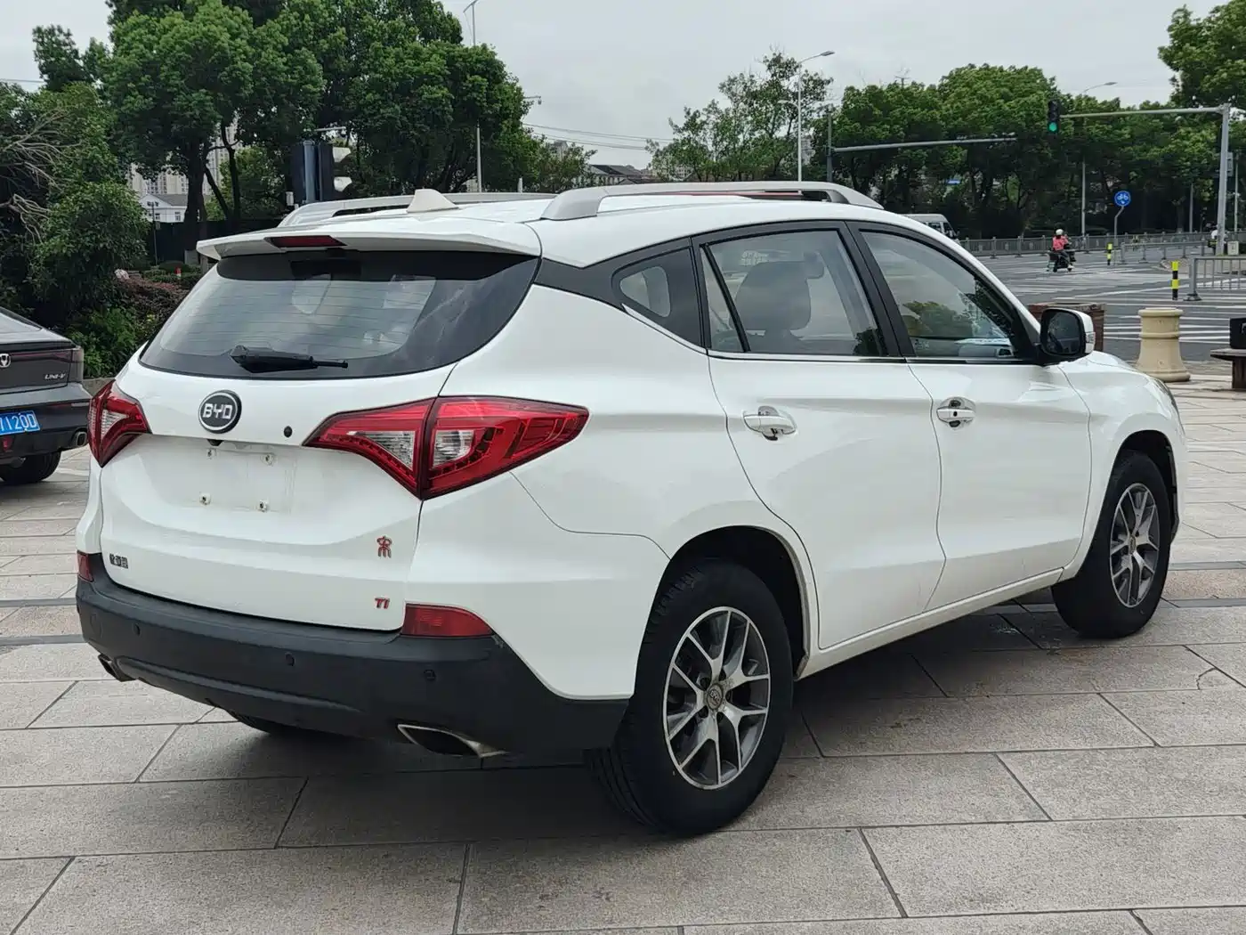 BYD Song 2016 2016 1.5TI Manual Luxury
