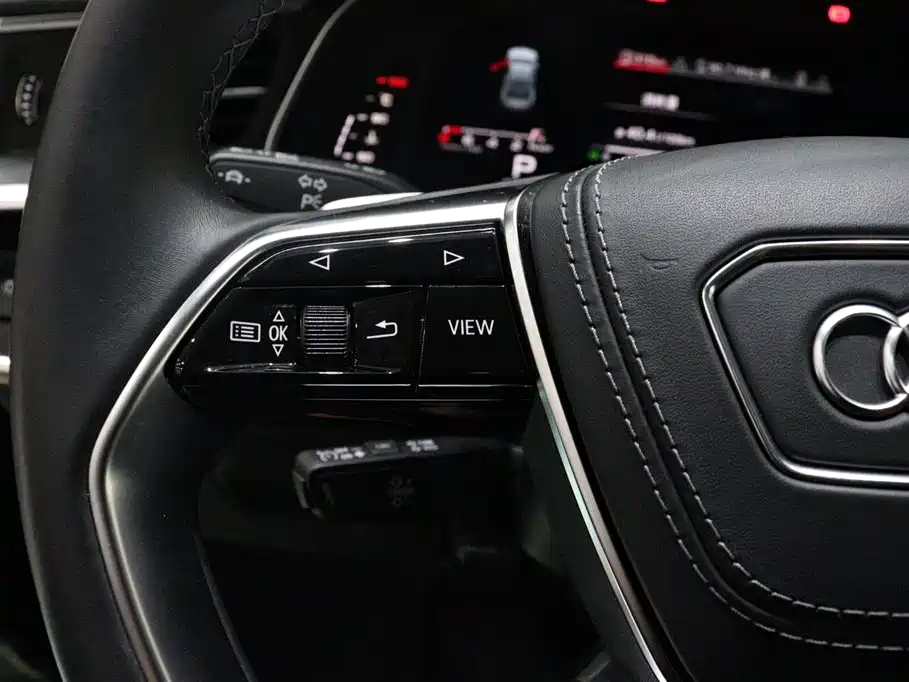 Audi A7L 2024 45 TFSI quattro Premium Luxury фото 19