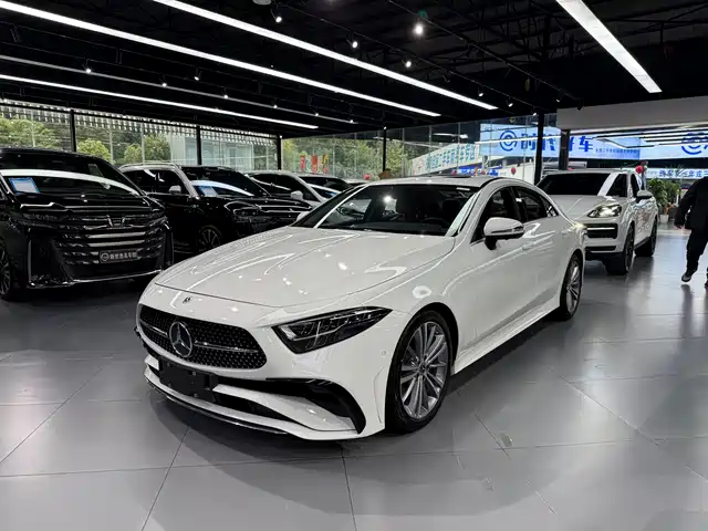 MERCEDES-BENZ CLS