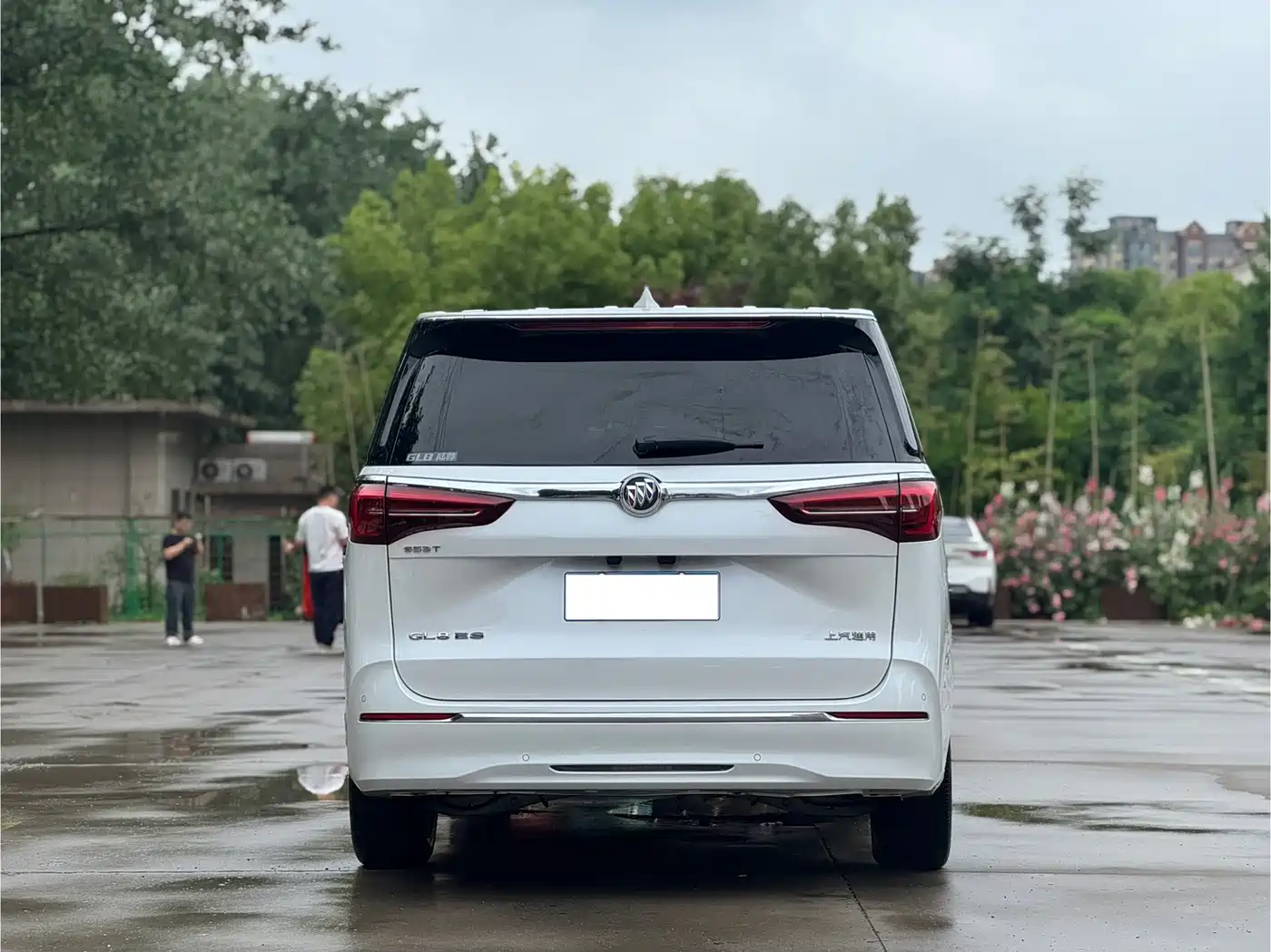 Buick GL8 2021 ES Landlord 653T Flagship фото 5