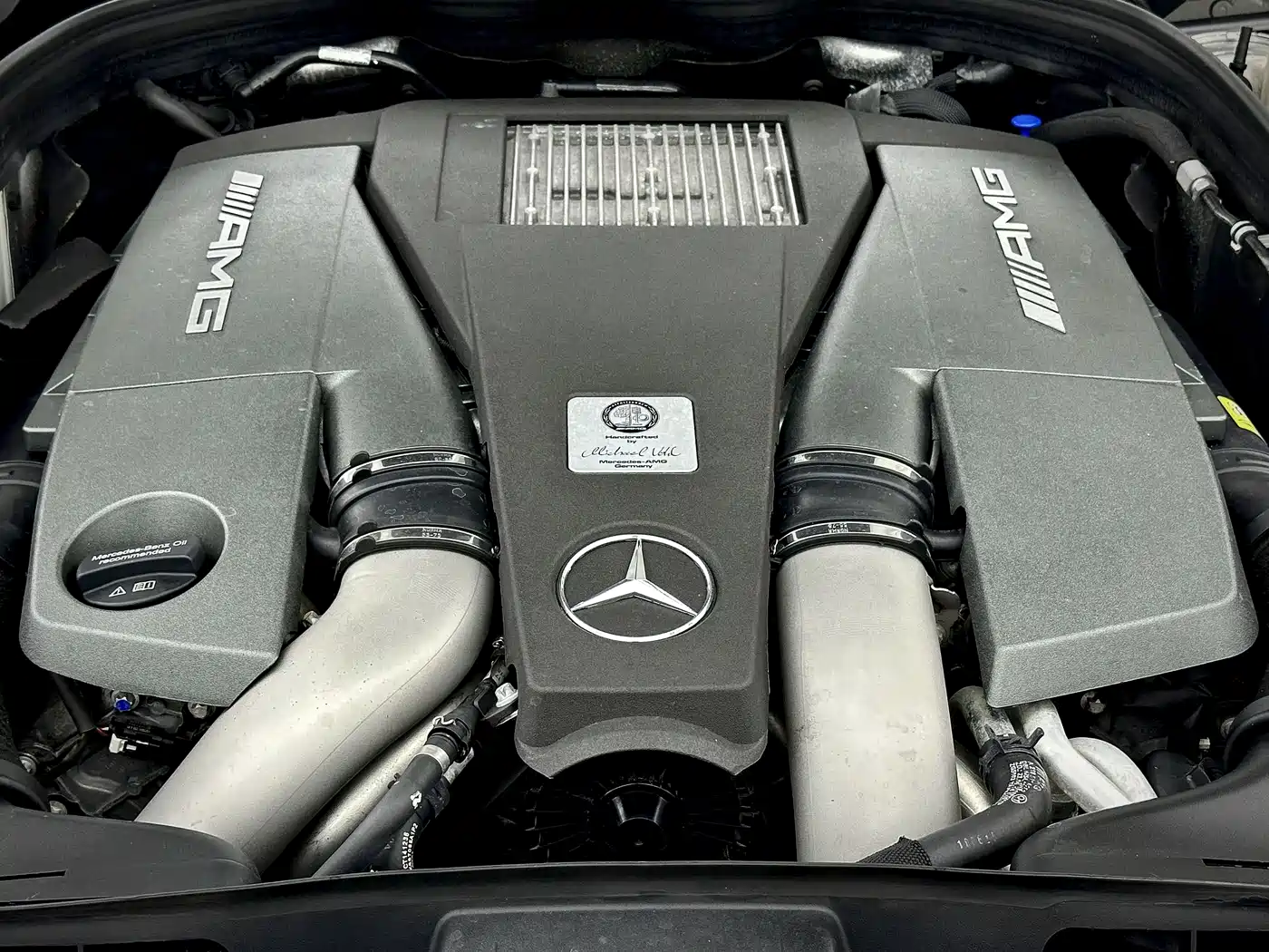 Mercedes-Benz CLS AMG 2015 AMG CLS 63 4MATIC фото 20